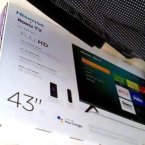 43" Hisense Roku TV HD..Black with stand .. BRAND NEW
